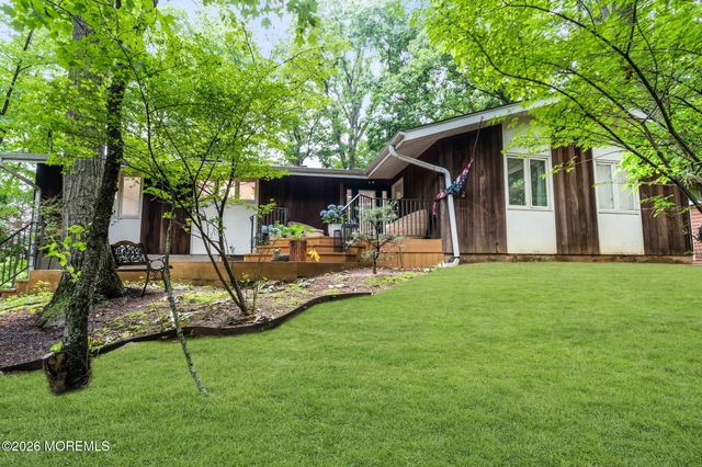 12 Georjean Drive, Holmdel, NJ 07733