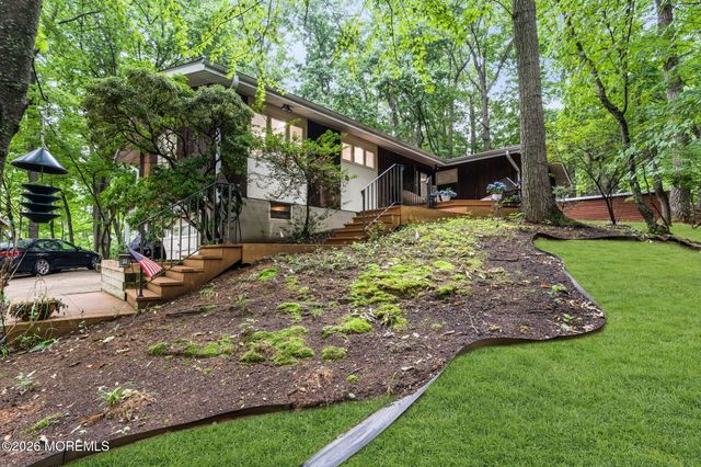 12 Georjean Drive, Holmdel, NJ 07733