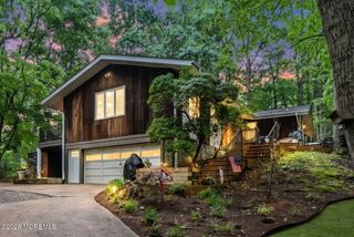 12 Georjean Drive, Holmdel, NJ 07733