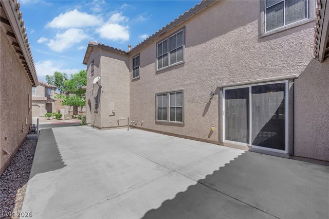 646 Monument Point Street, Henderson, NV 89002