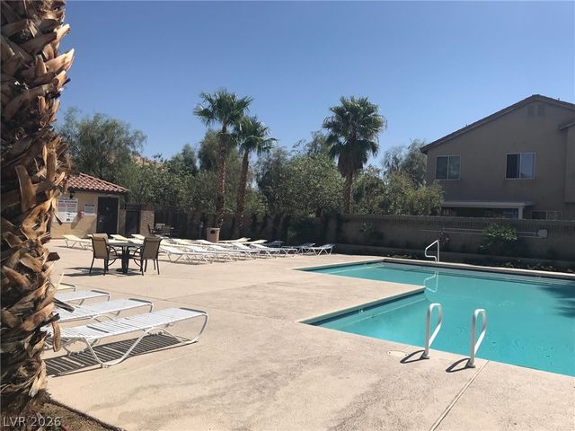 646 Monument Point Street, Henderson, NV 89002
