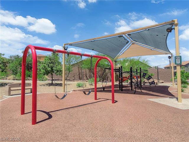 646 Monument Point Street, Henderson, NV 89002