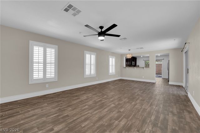 646 Monument Point Street, Henderson, NV 89002