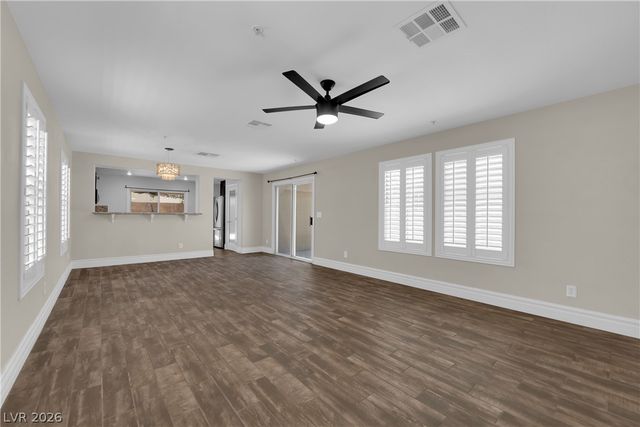 646 Monument Point Street, Henderson, NV 89002