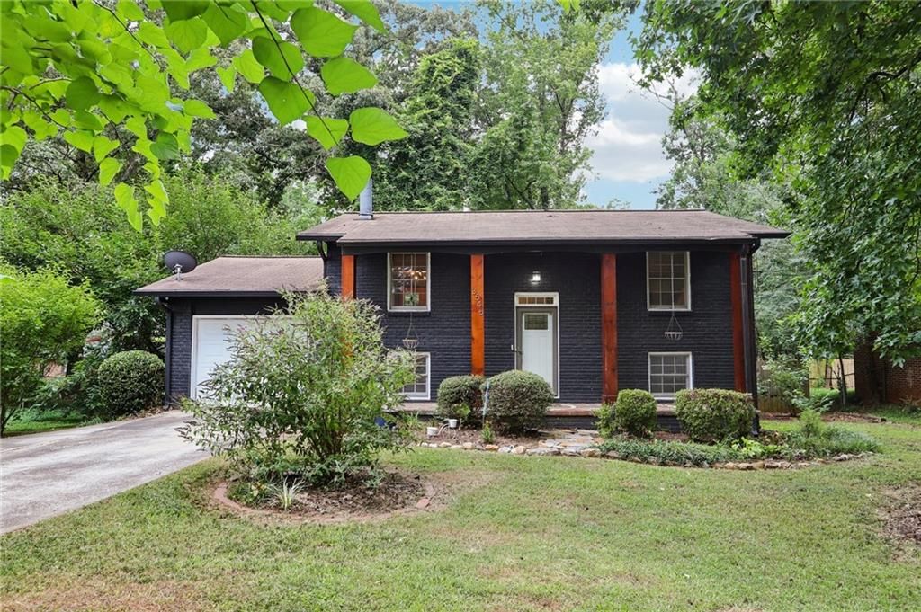 3546 Stanford Circle, Decatur, GA 30034