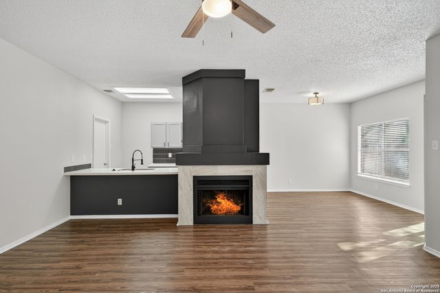 7530 Longing Trail, San Antonio, TX 78244