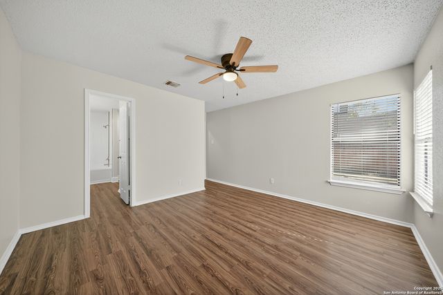 7530 Longing Trail, San Antonio, TX 78244