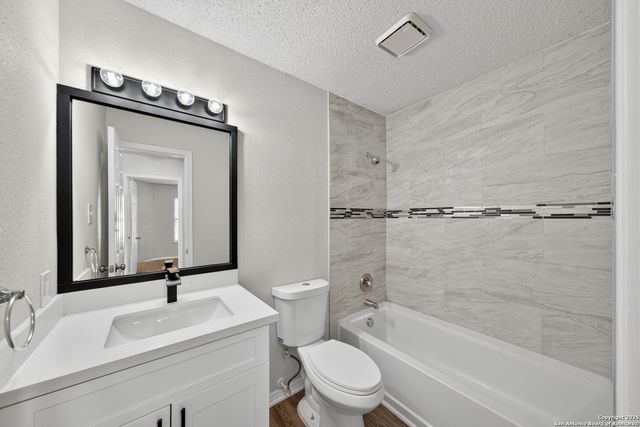 7530 Longing Trail, San Antonio, TX 78244
