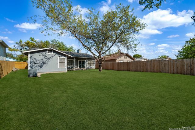 7530 Longing Trail, San Antonio, TX 78244