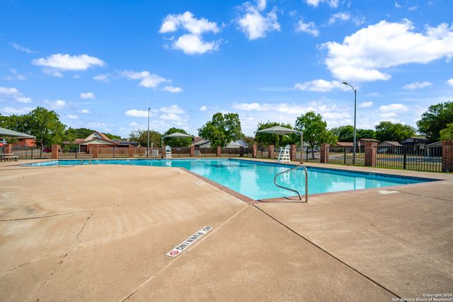 7530 Longing Trail, San Antonio, TX 78244