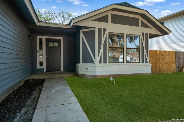 7530 Longing Trail, San Antonio, TX 78244