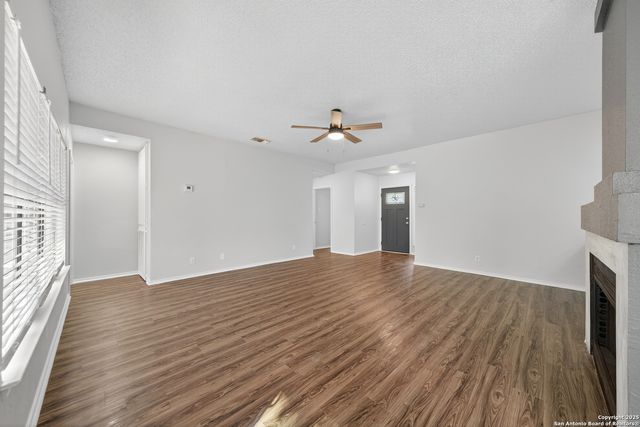 7530 Longing Trail, San Antonio, TX 78244