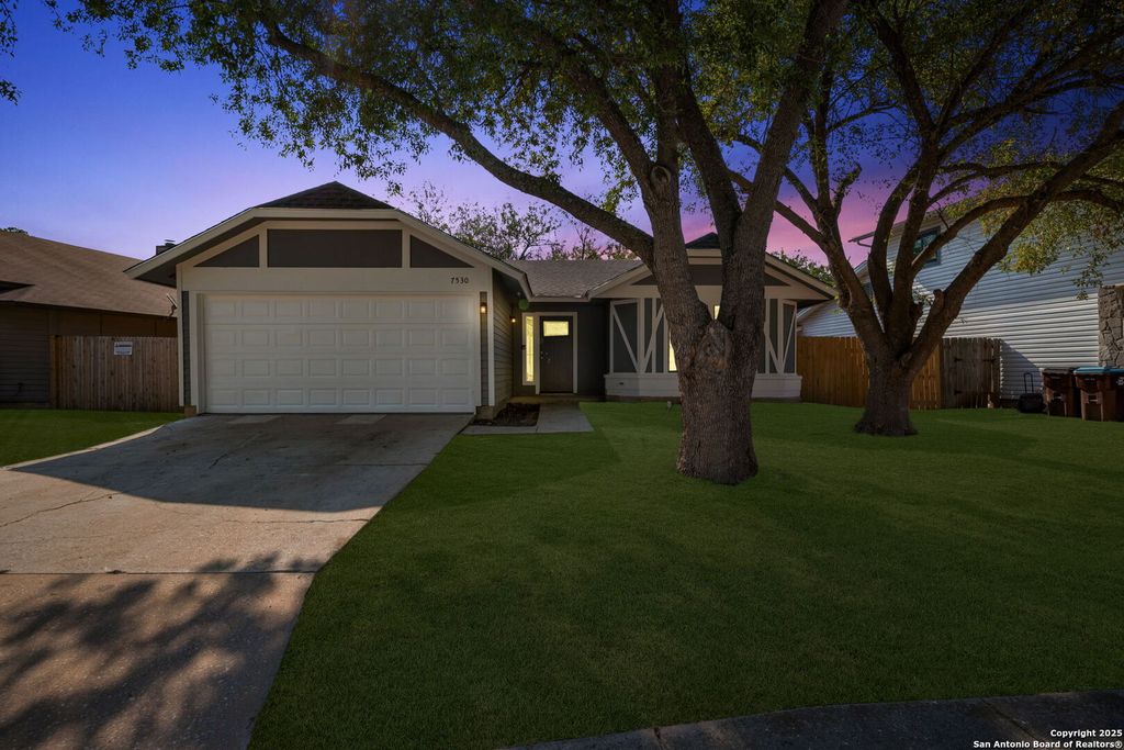 7530 Longing Trail, San Antonio, TX 78244