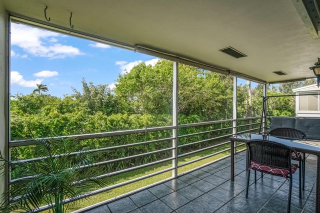 306 S Circle Dr S S 203, Boynton Beach, FL 33435