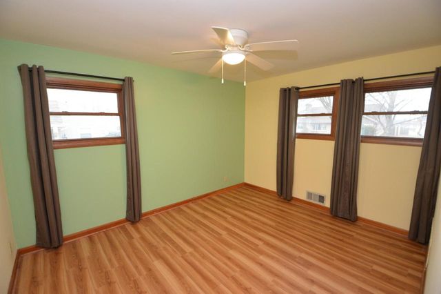 1321 Sherman AVENUE, South Milwaukee, WI 53172