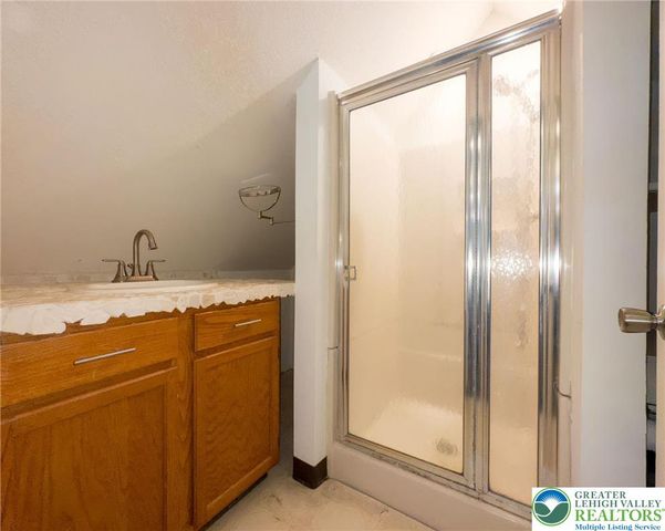 599 Monocacy Drive, Moore Twp, PA 18014