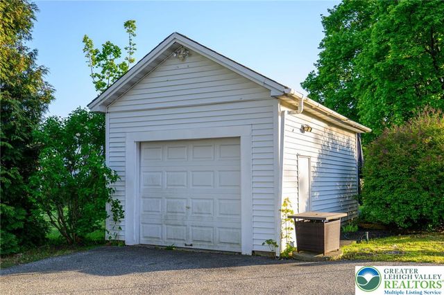 599 Monocacy Drive, Moore Twp, PA 18014