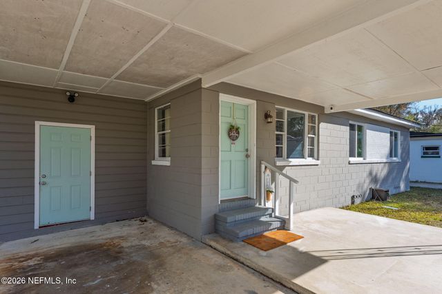 5833 NORDE Drive E, Jacksonville, FL 32244