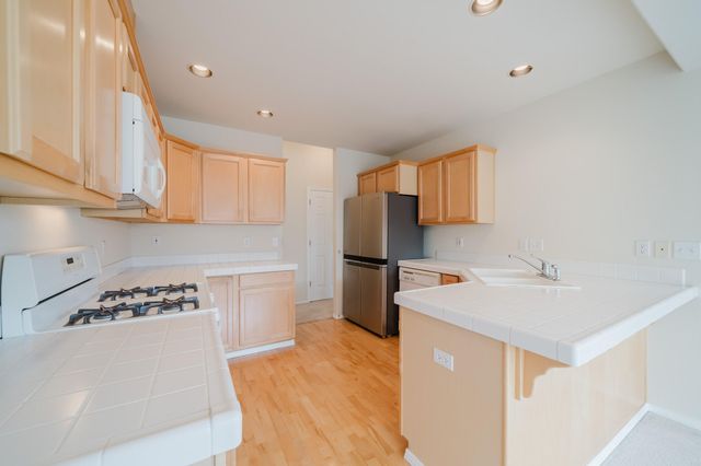 3734 SW Wickiup Place, Redmond, OR 97756