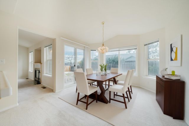 3734 SW Wickiup Place, Redmond, OR 97756