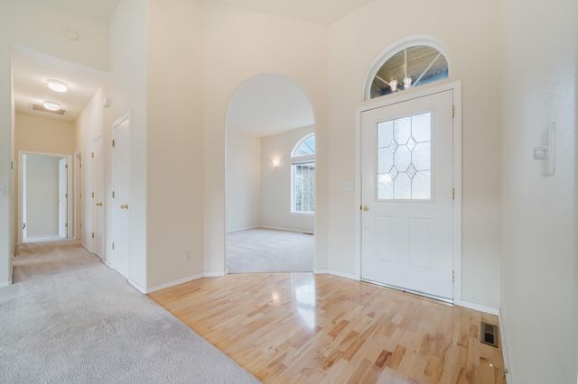 3734 SW Wickiup Place, Redmond, OR 97756