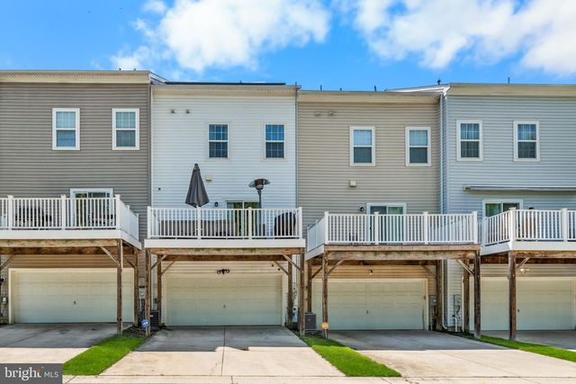 516 VICTORIANNA DR, Capitol Heights, MD 20743