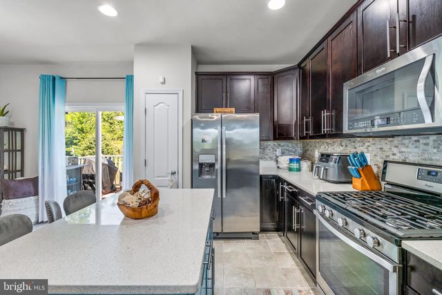 516 VICTORIANNA DR, Capitol Heights, MD 20743