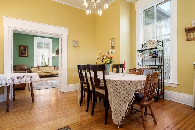 2200 W Memorial Drive, Janesville, WI 53548