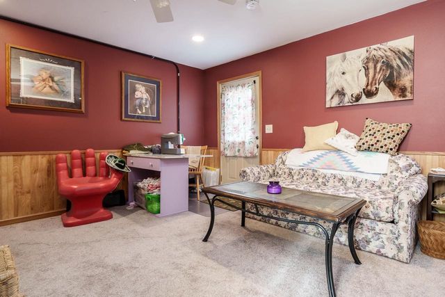 2200 W Memorial Drive, Janesville, WI 53548