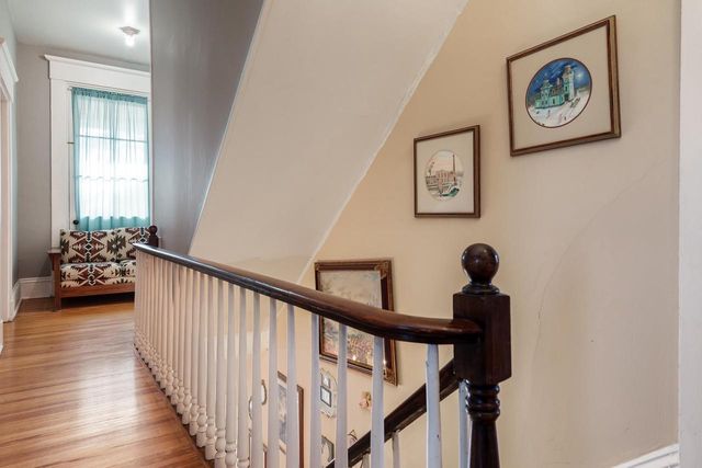 2200 W Memorial Drive, Janesville, WI 53548