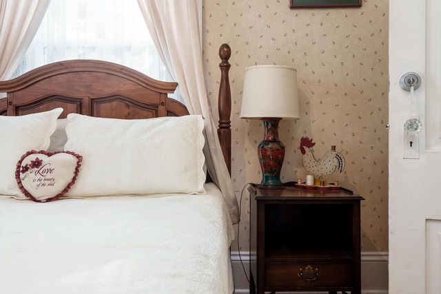 2200 W Memorial Drive, Janesville, WI 53548