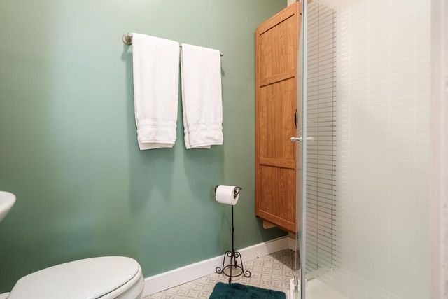 2200 W Memorial Drive, Janesville, WI 53548