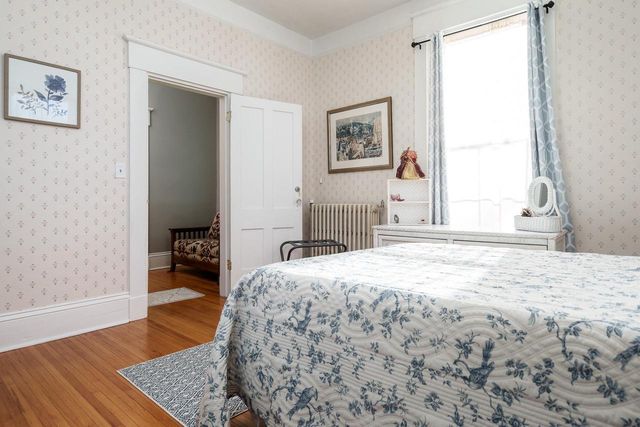 2200 W Memorial Drive, Janesville, WI 53548