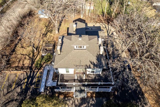 2200 W Memorial Drive, Janesville, WI 53548