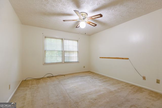 2243 Oakgrove Circle, Valdosta, GA 31602