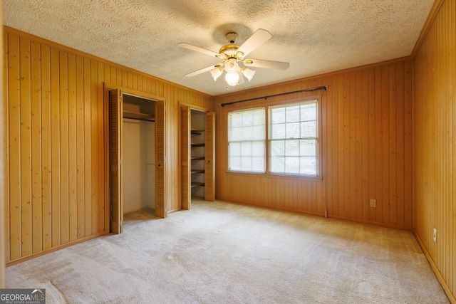 2243 Oakgrove Circle, Valdosta, GA 31602