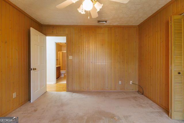2243 Oakgrove Circle, Valdosta, GA 31602