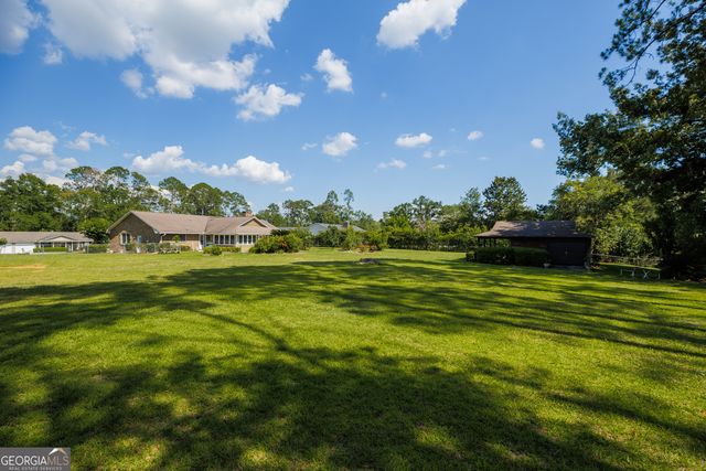 2243 Oakgrove Circle, Valdosta, GA 31602