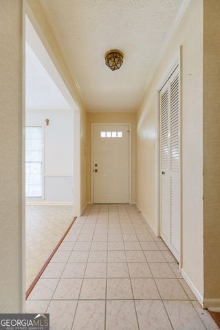 2243 Oakgrove Circle, Valdosta, GA 31602