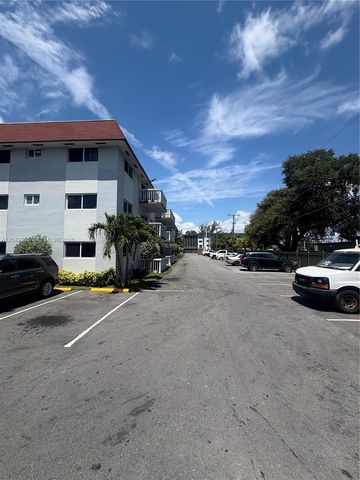 13455 NE 6th Avenue 104, North Miami, FL 33161