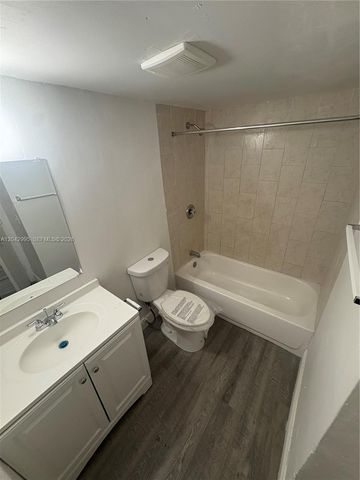 13455 NE 6th Avenue 104, North Miami, FL 33161