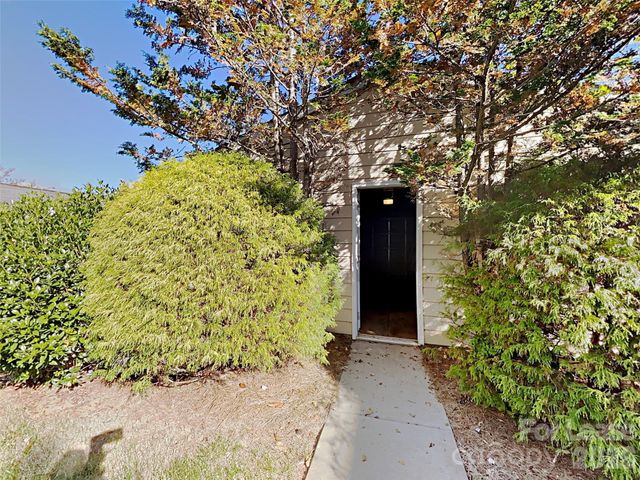 13814 Carleen Way Drive, Charlotte, NC 28213