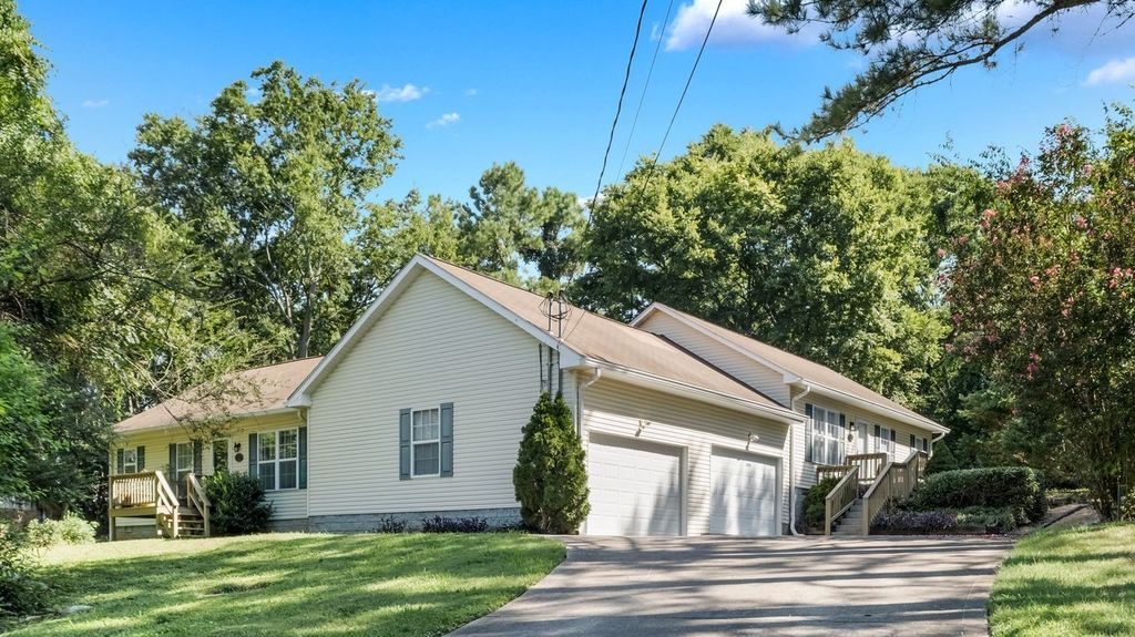 2642 Hibbitts Rd, Nashville, TN 37214