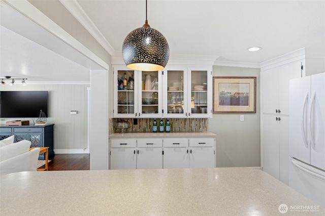 2227 Summit Lake Shore Road NW, Olympia, WA 98502