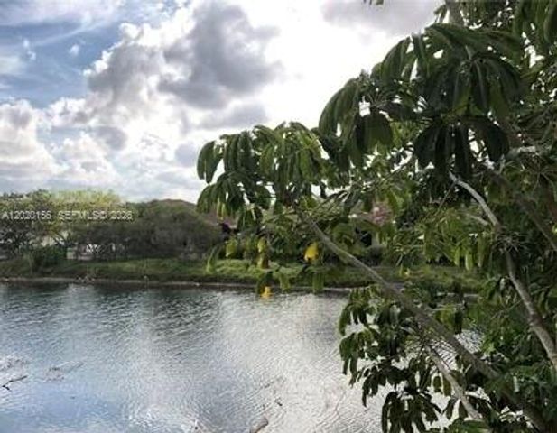 3621 NW 95th Ter 523, Sunrise, FL 33351