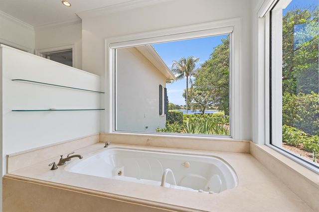 6140 SE Morning Dove Way, Hobe Sound, FL 33455
