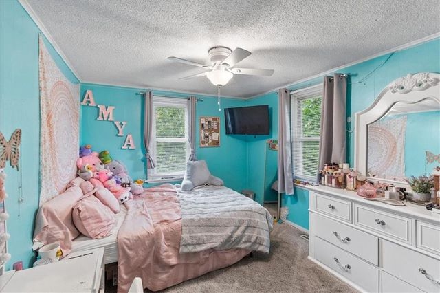 7337 Barnes Drive, Kansas City, KS 66109