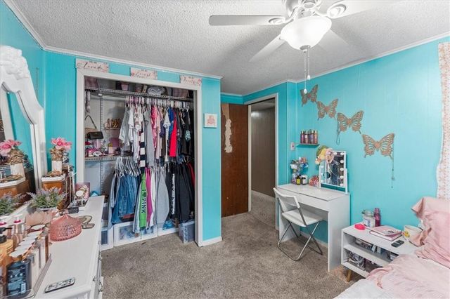 7337 Barnes Drive, Kansas City, KS 66109