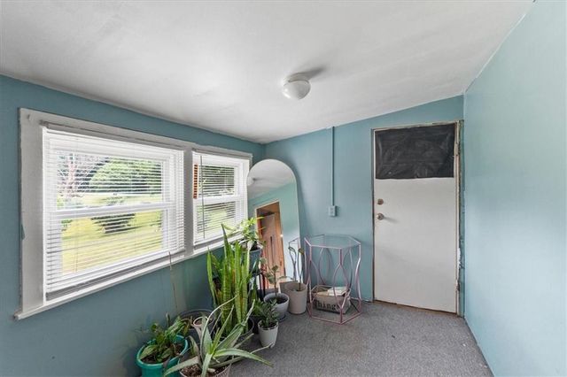 7337 Barnes Drive, Kansas City, KS 66109