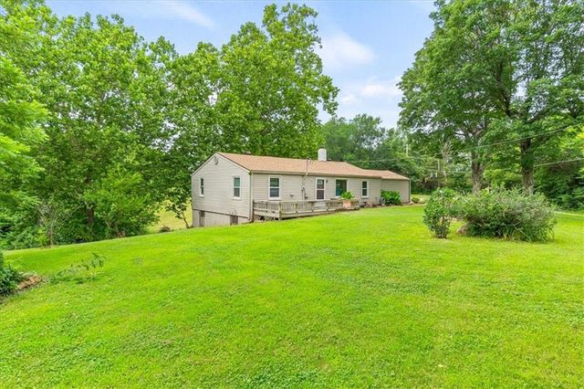7337 Barnes Drive, Kansas City, KS 66109